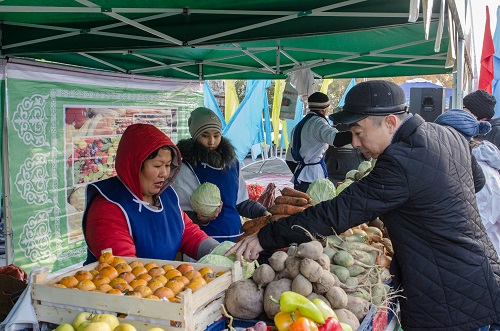 Талдықорғанда ауылшаруашылық өнімдерінің жәрмеңкесі өтті