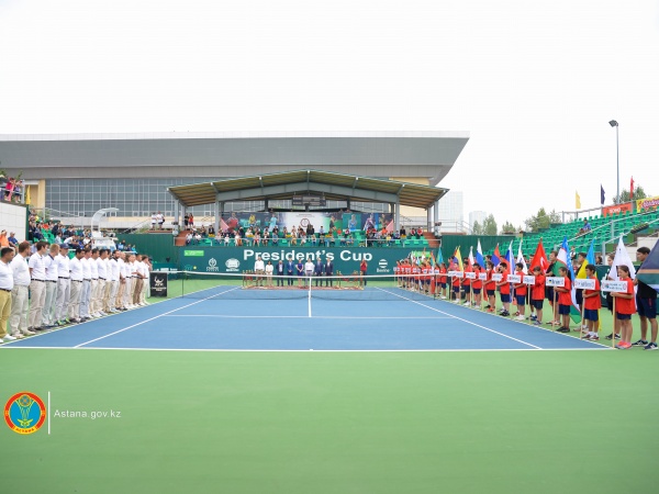 Елордада Президент кубогы-2016 халықаралық теннис турнирі жалауын көтерді