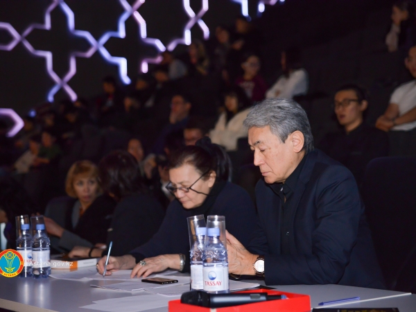 Дархан Төлегенов Астанада өткен жастар кинофестивалінің жеңімпазы атанды