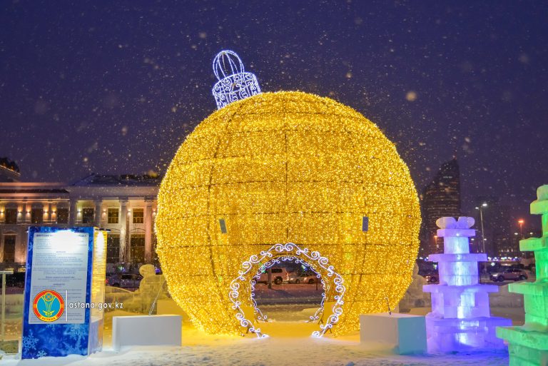 Астана Жаңа жыл мерекесіне орай безендірілді